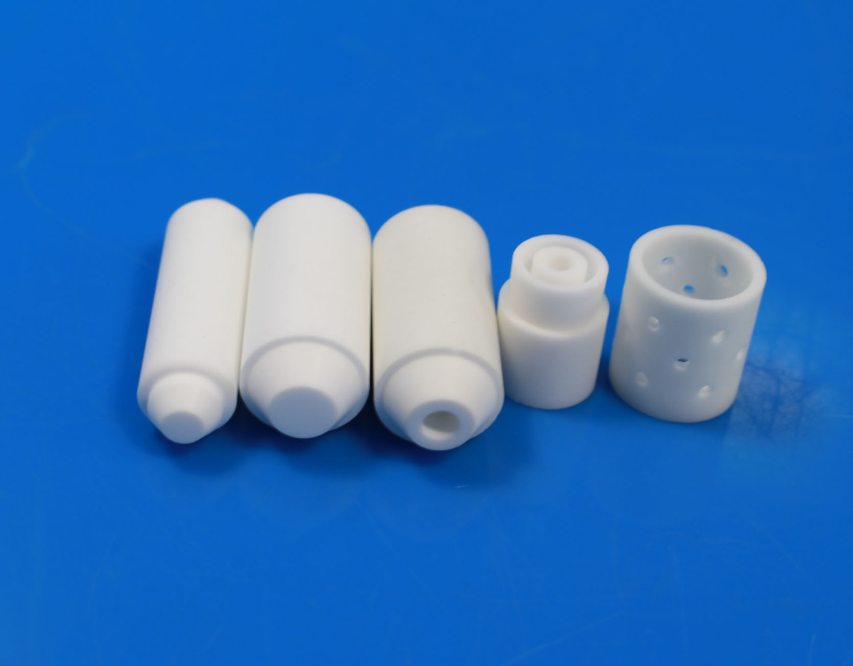 Beryllia Ceramic Part For Microwave Communication Systems And Microwave Ovens